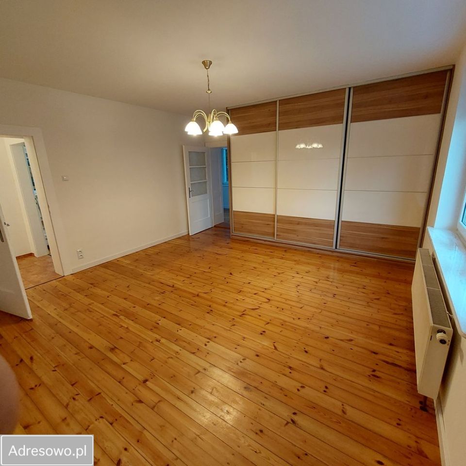 Mieszkanie 3-pokojowe Żagań, ul. Asnyka. Zdjęcie 2