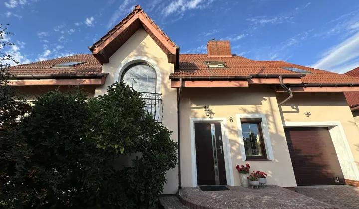 dom wolnostojący, 6 pokoi Chełmża