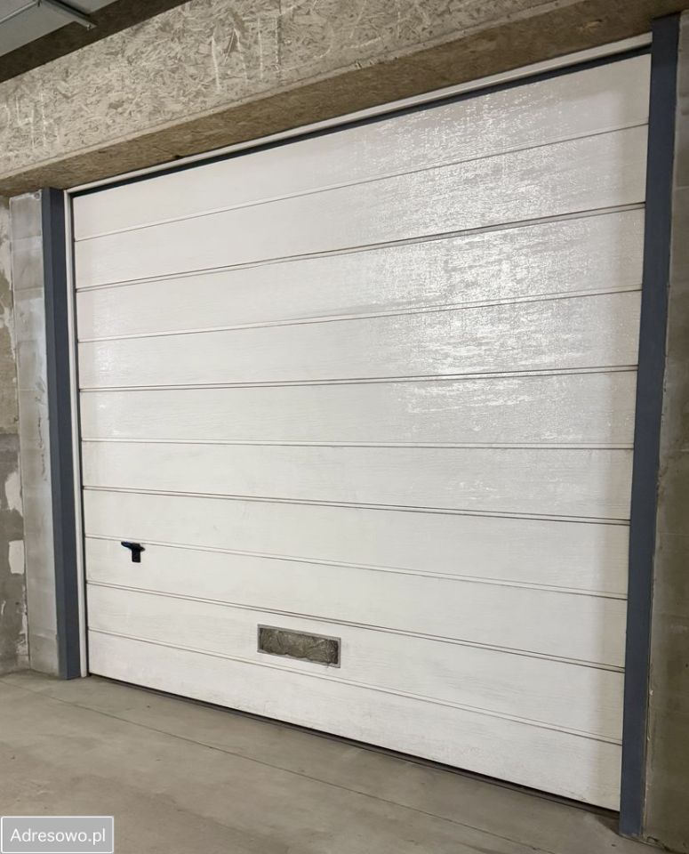 Garaż/miejsce parkingowe Wrocław Krzyki, ul. Przyjaźni