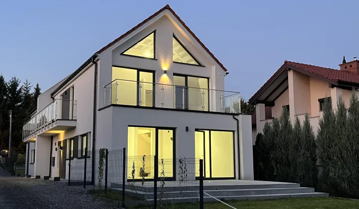 bliźniak, 5 pokoi Kraków Opatkowice, ul. ks. Franciszka Maja