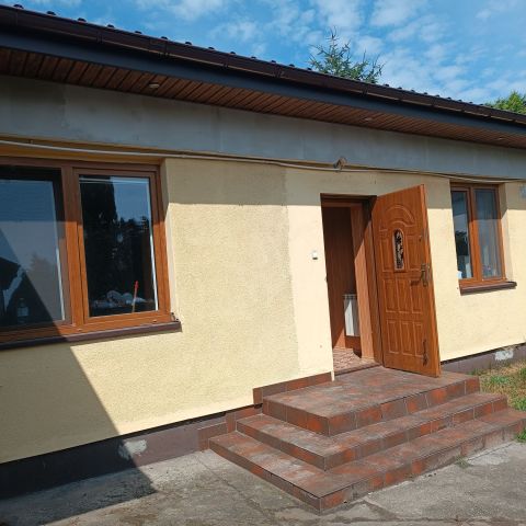 dom wolnostojący, 5 pokoi Łowicz. Zdjęcie 1