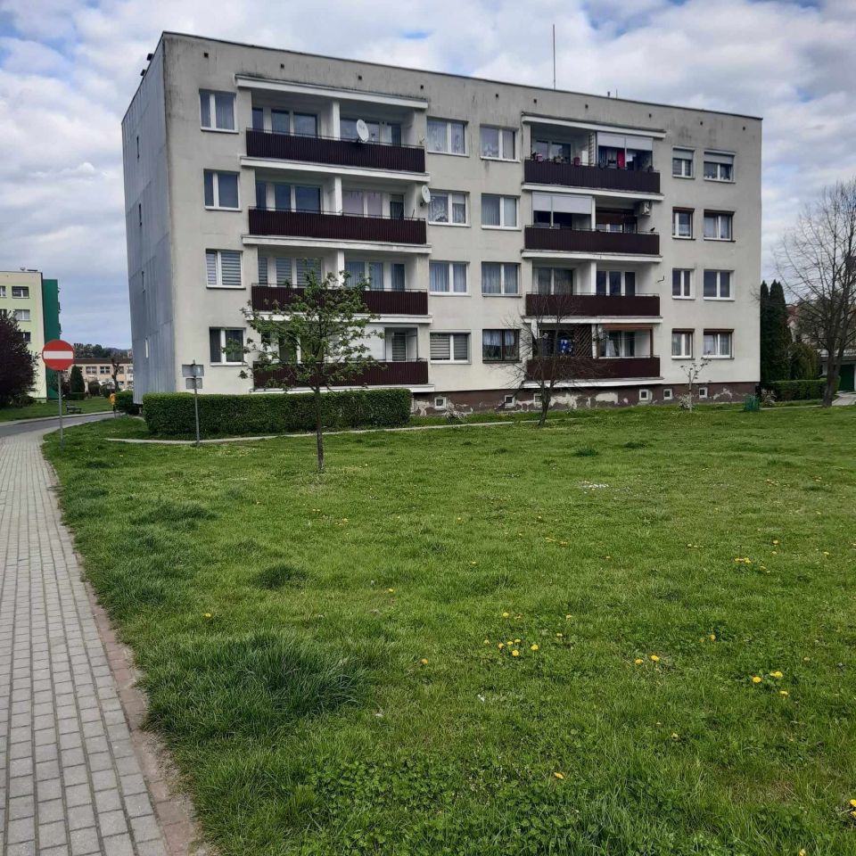 Mieszkanie 3-pokojowe Zdzieszowice, ul. Piastów. Zdjęcie 2