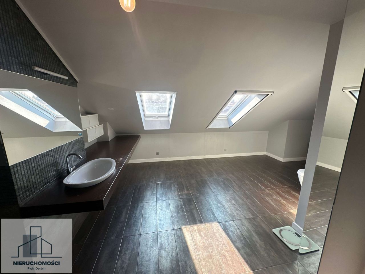 dom wolnostojący, 6 pokoi Izabelin-Dziekanówek. Zdjęcie 16