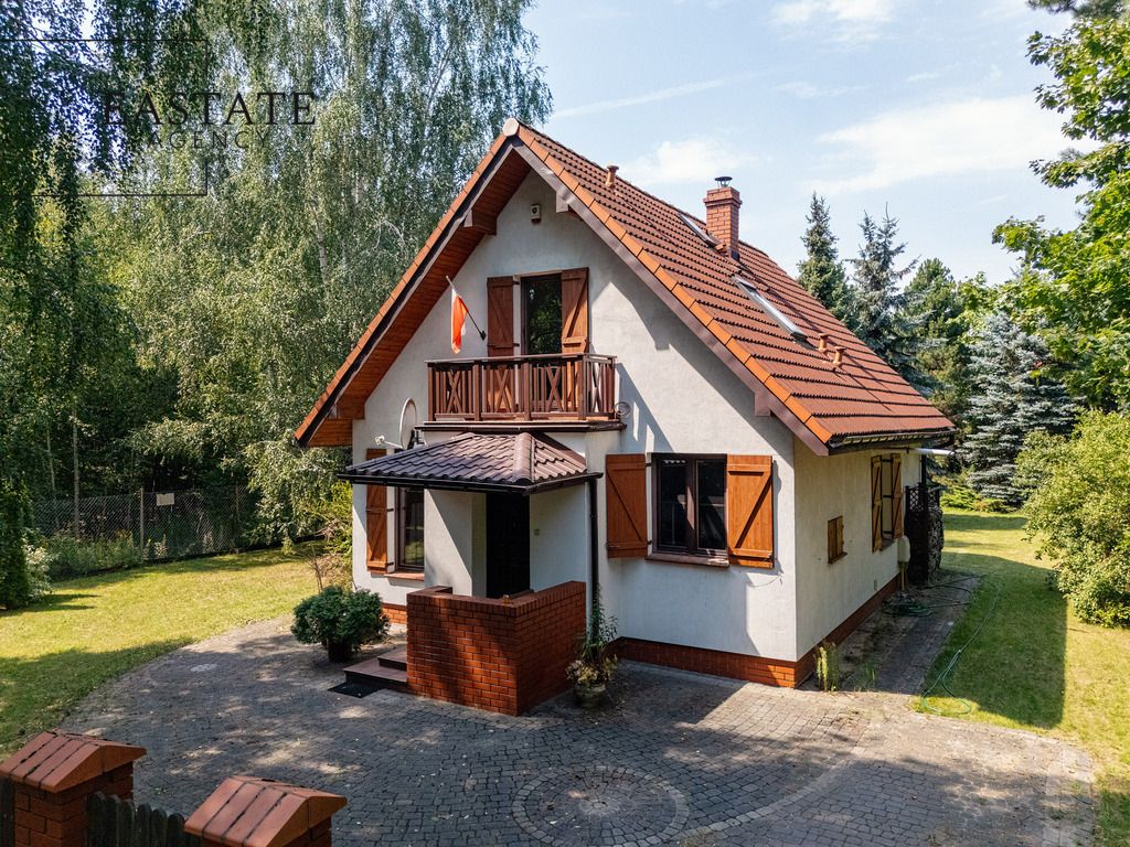 dom wolnostojący, 2 pokoje Warszawa Wawer, ul. Skrzypów. Zdjęcie 5