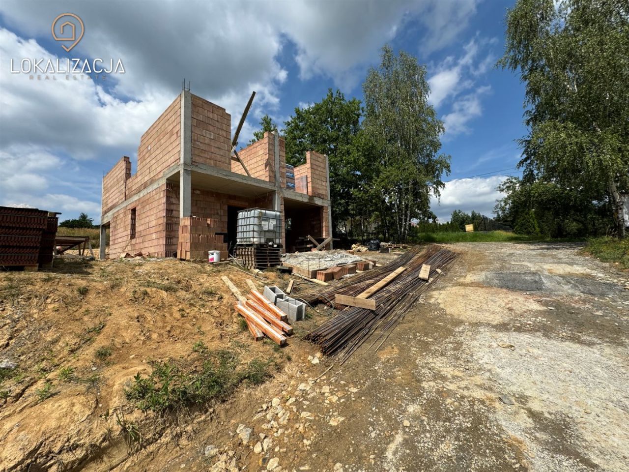 dom wolnostojący, 5 pokoi Włosań. Zdjęcie 2