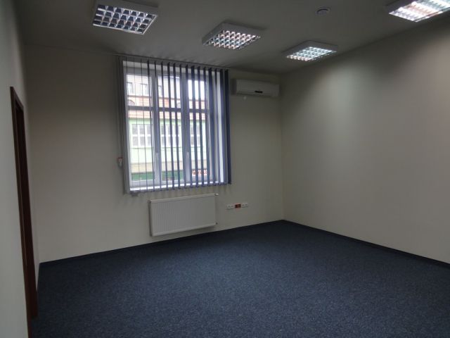 Biuro Kłodzko, ul. Stefana Okrzei. Zdjęcie 3