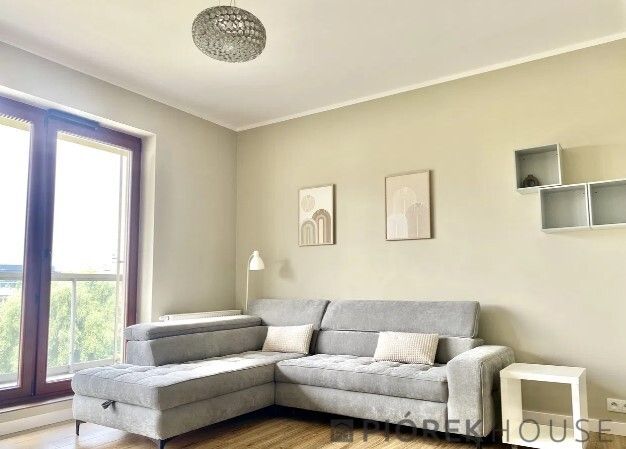 Mieszkanie 3-pokojowe Warszawa Mokotów, al. Wyścigowa. Zdjęcie 1