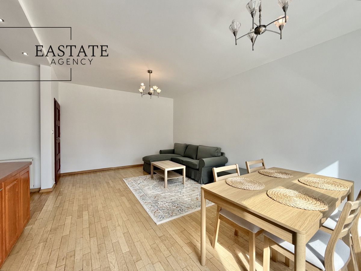 Mieszkanie 3-pokojowe Warszawa Śródmieście, ul. Stawki. Zdjęcie 5