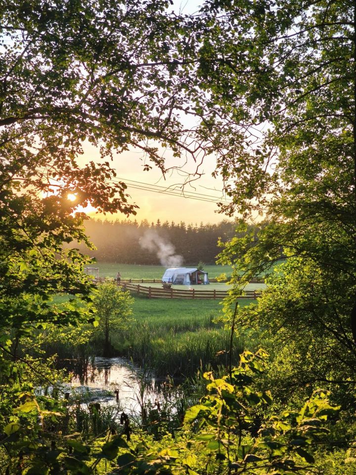 Działka budowlana Surmówka. Zdjęcie 5