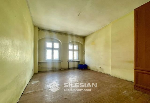 Mieszkanie 3-pokojowe Dzierżoniów, rynek Rynek. Zdjęcie 1