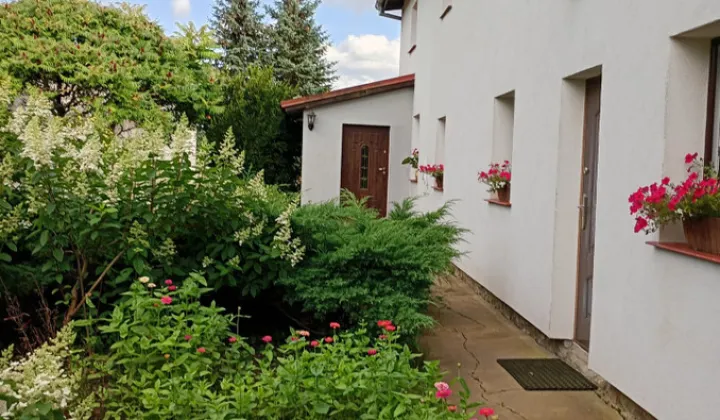 gospodarstwo, 4 pokoje Smolajny