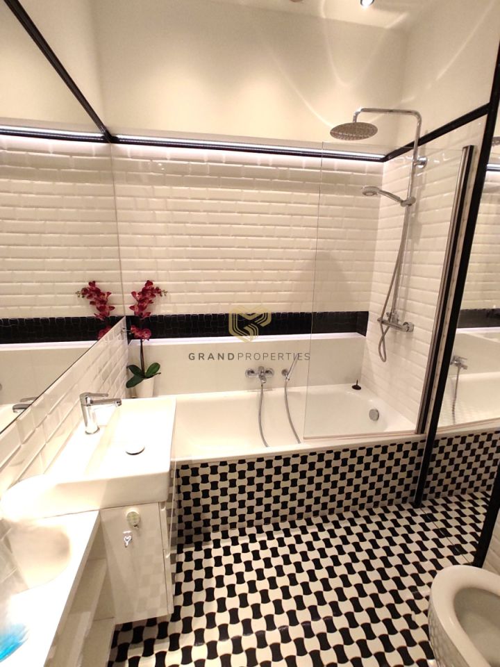 Mieszkanie 3-pokojowe Warszawa Śródmieście, ul. Chmielna. Zdjęcie 9