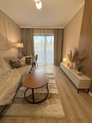 Mieszkanie 3-pokojowe Łódź Julianów, ul. Liściasta. Zdjęcie 1