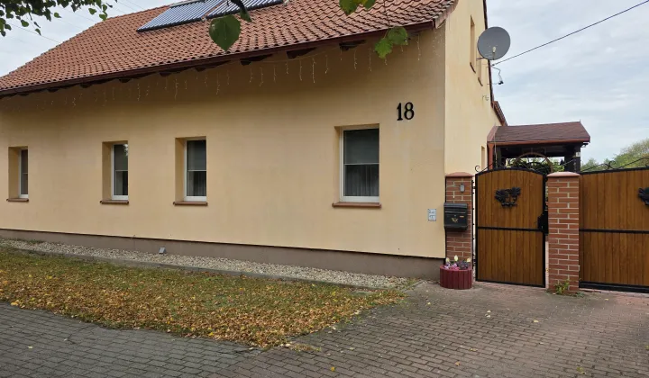 dom wolnostojący, 5 pokoi Czarnowo