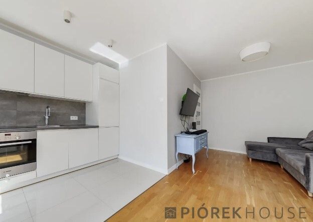 Mieszkanie 3-pokojowe Warszawa Wola, ul. Jana Pawła II. Zdjęcie 3