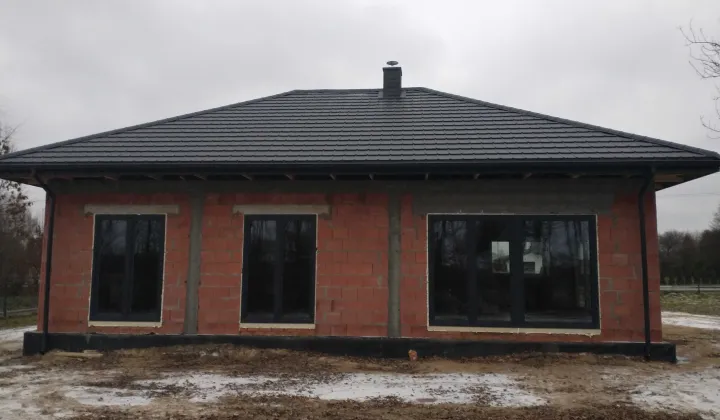 dom wolnostojący Lutomiersk