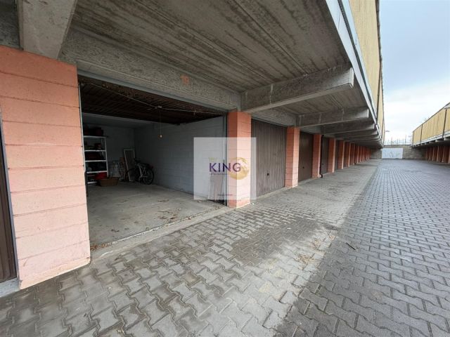 Garaż/miejsce parkingowe Szczecin, ul. Władysława Szafera. Zdjęcie 3