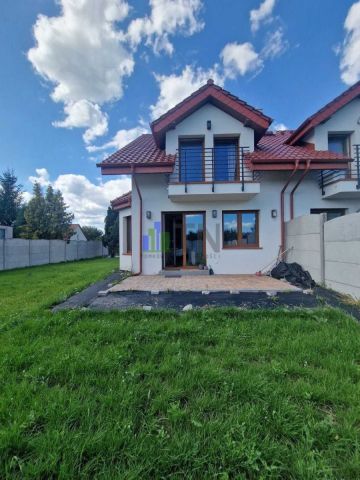 bliźniak, 4 pokoje Jelcz-Laskowice, ul. Oławska. Zdjęcie 2