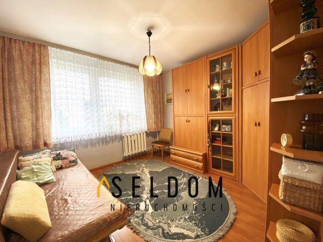 Mieszkanie 3-pokojowe Ozimek, ul. gen. Władysława Sikorskiego. Zdjęcie 3