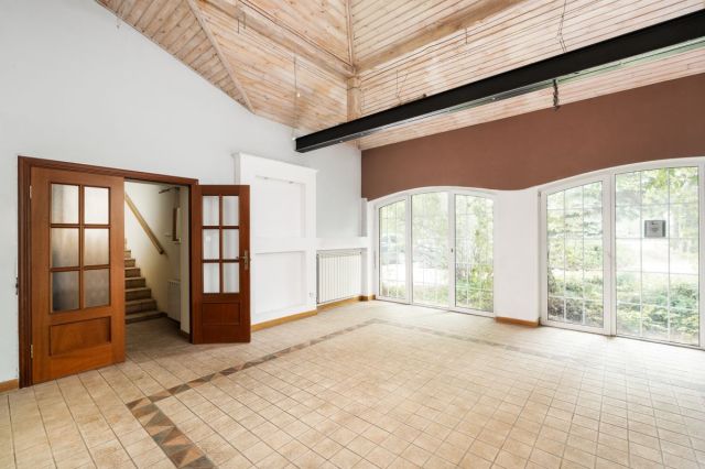 dom wolnostojący, 12 pokoi Tłuste. Zdjęcie 13