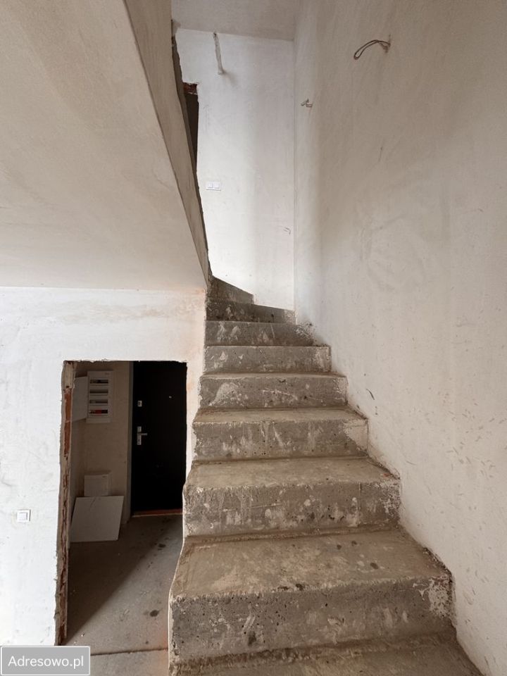 Mieszkanie 3-pokojowe Warszawa Wawer, ul. Kuligowska. Zdjęcie 9