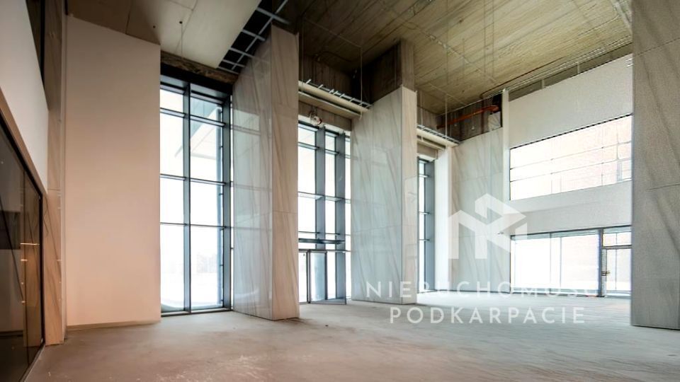 Nieruchomość komercyjna Rzeszów, ul. Fryderyka Szopena. Zdjęcie 2