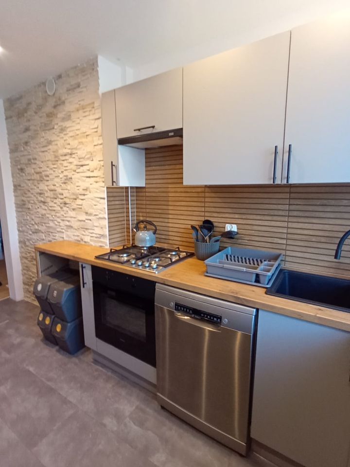 Mieszkanie 4-pokojowe Piechowice, ul. Kryształowa. Zdjęcie 3