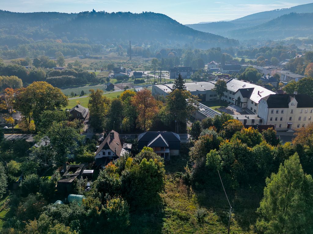 dom wolnostojący, 8 pokoi Szczytna, ul. Kościelna. Zdjęcie 1