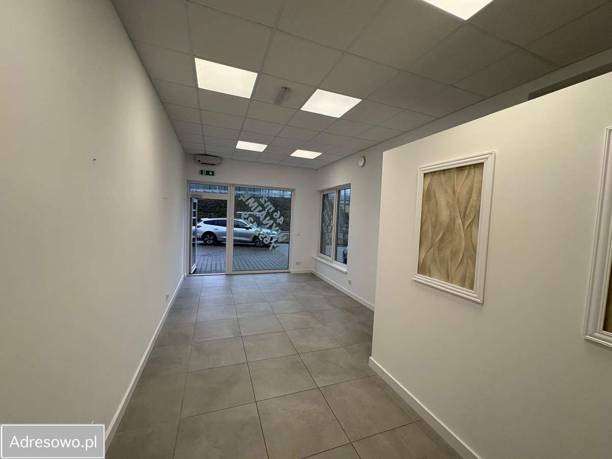 Lokal Zielonka, ul. Orzechowa. Zdjęcie 9