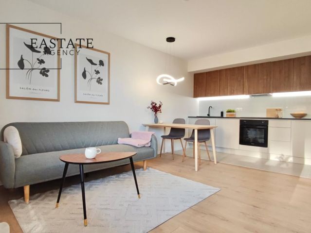 Mieszkanie 3-pokojowe Warszawa Praga-Południe, ul. Kobielska. Zdjęcie 1