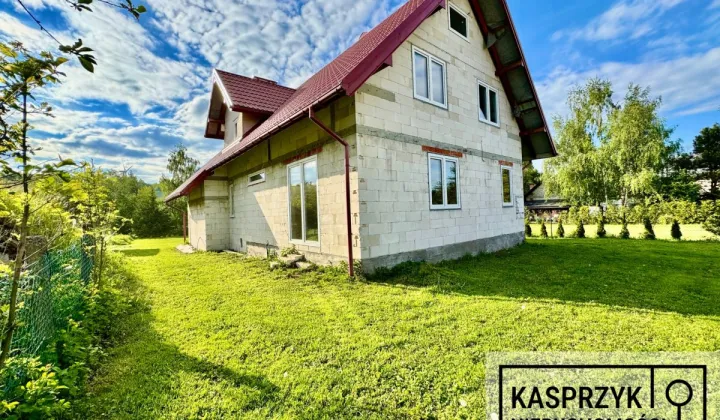 dom wolnostojący, 5 pokoi Wróblik Królewski, ul. Jana Pawła II