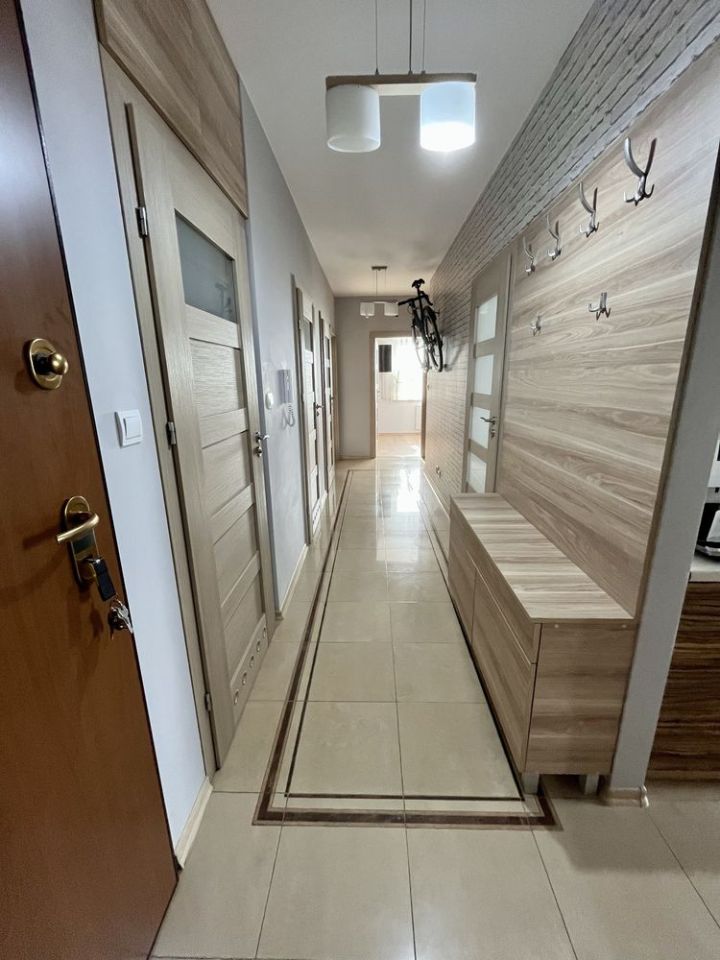 Mieszkanie 4-pokojowe Marki. Zdjęcie 7