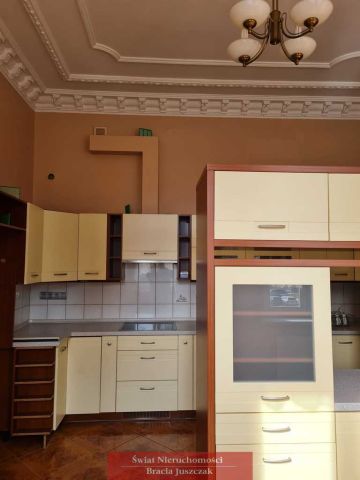 Mieszkanie 3-pokojowe Brzeg, ul. Armii Krajowej. Zdjęcie 3