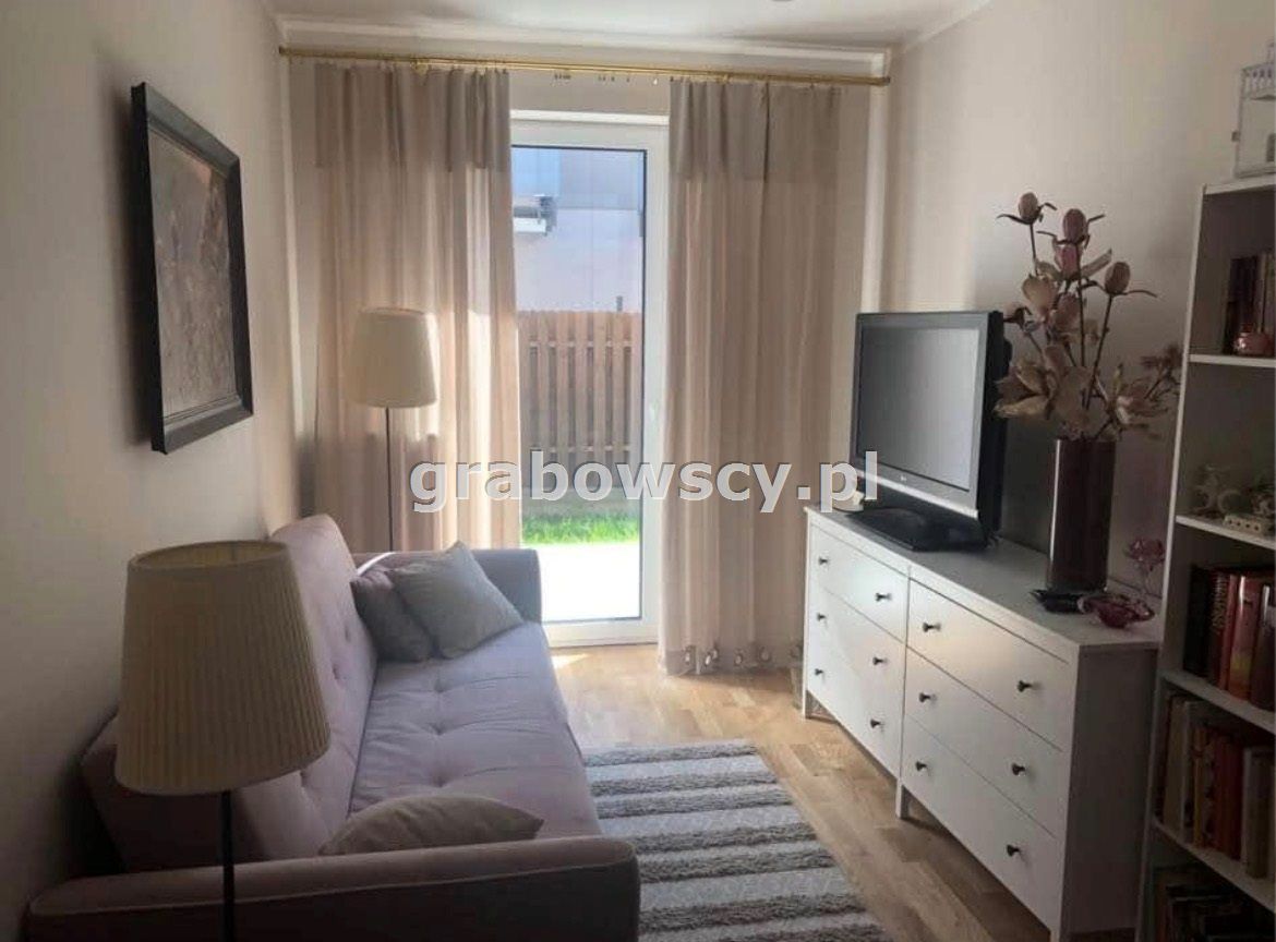 Mieszkanie 3-pokojowe Porosły. Zdjęcie 4