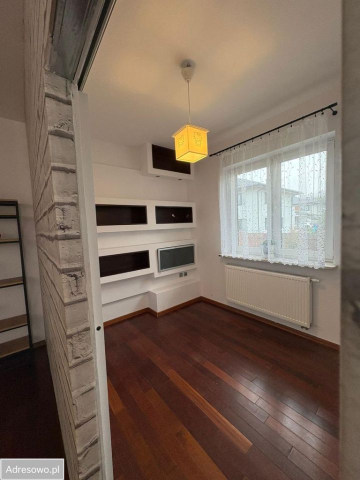 dom wolnostojący, 5 pokoi Grodzisk Mazowiecki. Zdjęcie 2