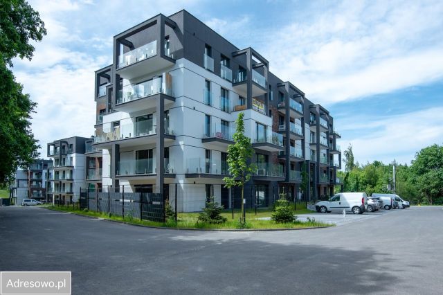 Mieszkanie 3-pokojowe Czarnochowice. Zdjęcie 1