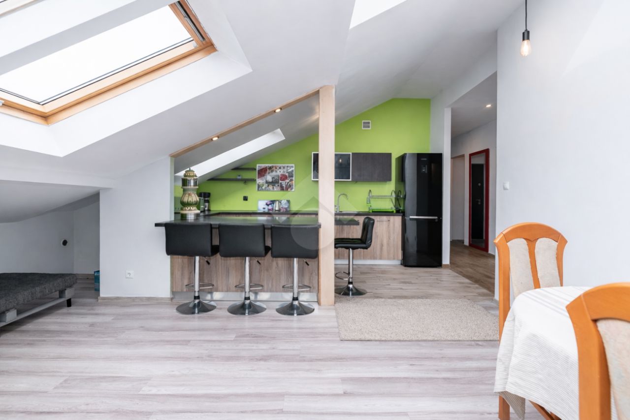 Mieszkanie 3-pokojowe Kraków Kurdwanów, ul. Cechowa. Zdjęcie 1