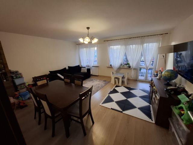 Mieszkanie 3-pokojowe Zgierz. Zdjęcie 1