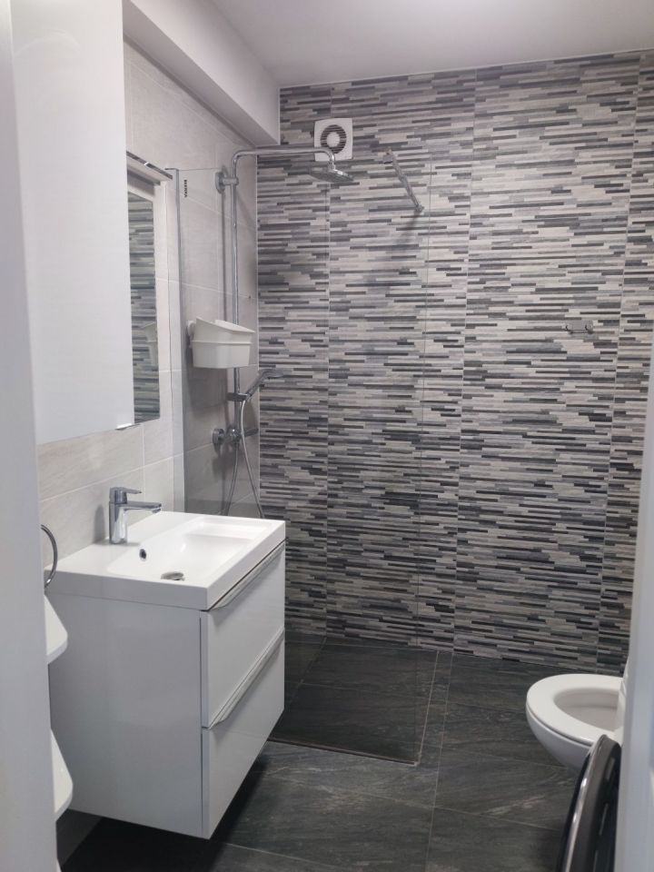 Mieszkanie 3-pokojowe Dębogórze. Zdjęcie 6