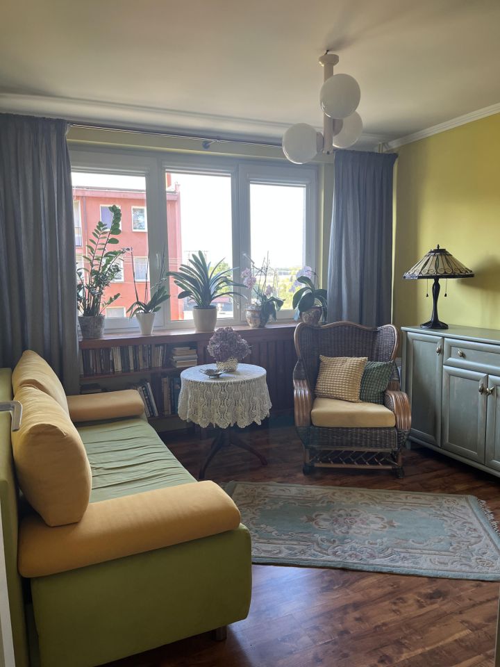 Mieszkanie 4-pokojowe Zbroszki. Zdjęcie 1