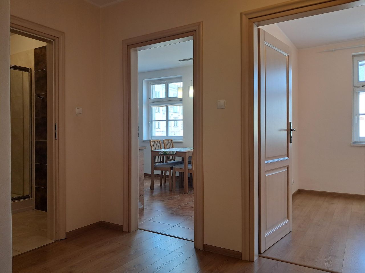 Mieszkanie 3-pokojowe Radków, rynek Rynek. Zdjęcie 8