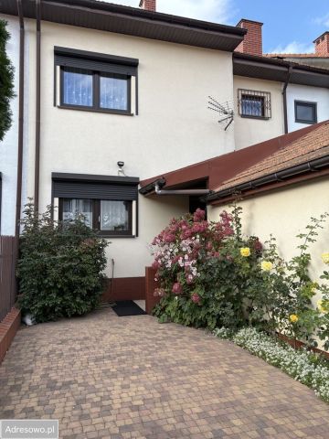 dom szeregowy, 4 pokoje Nowy Dwór Mazowiecki Osiedle Młodych, ul. Na Skraju. Zdjęcie 1