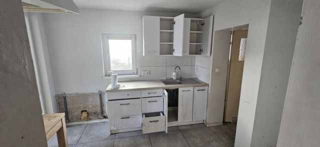 dom wolnostojący, 3 pokoje Mrozów. Zdjęcie 2