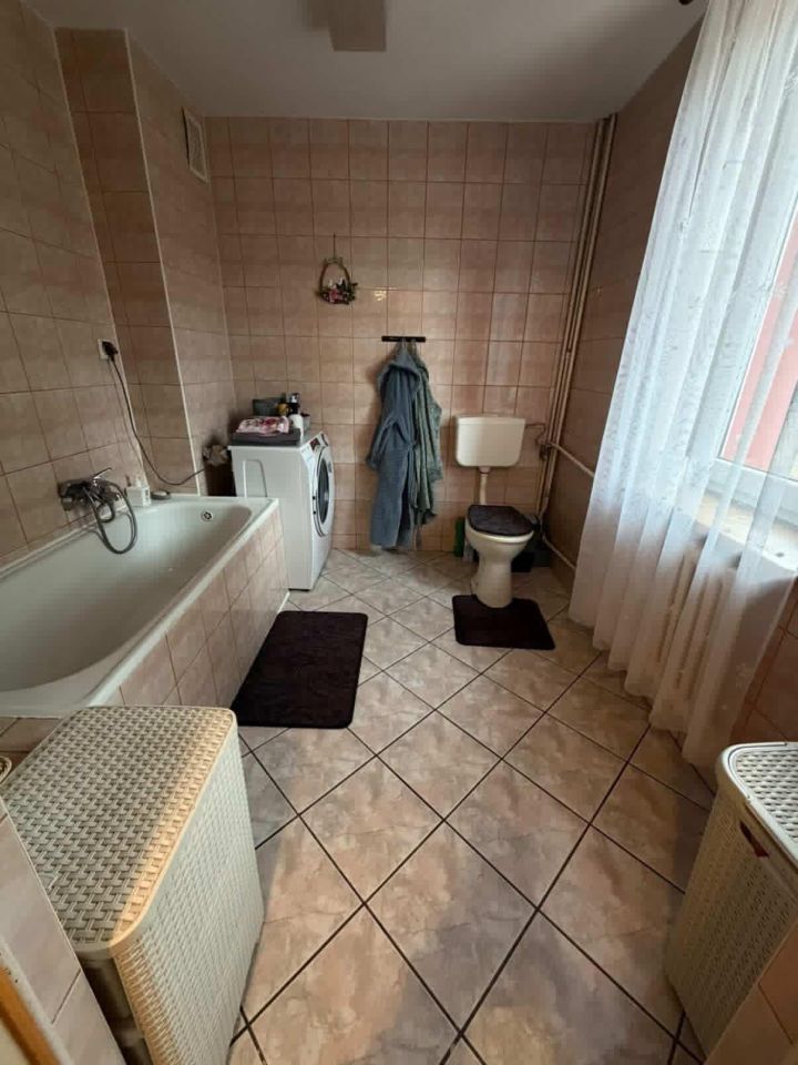 dom wolnostojący, 3 pokoje Cierpięta. Zdjęcie 12