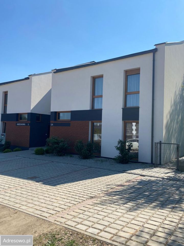 Mieszkanie 3-pokojowe Kobylniki, ul. Orzechowa