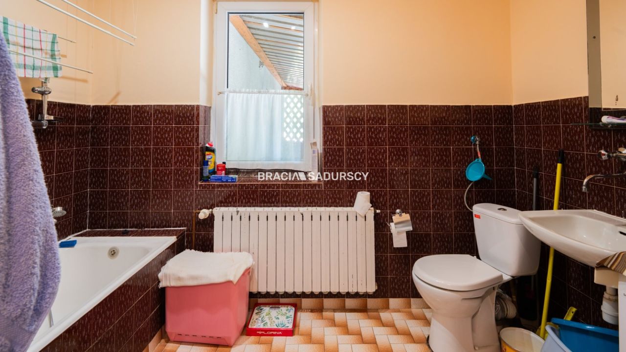 dom wolnostojący, 3 pokoje Myślenice, ul. Kornela Ujejskiego. Zdjęcie 15