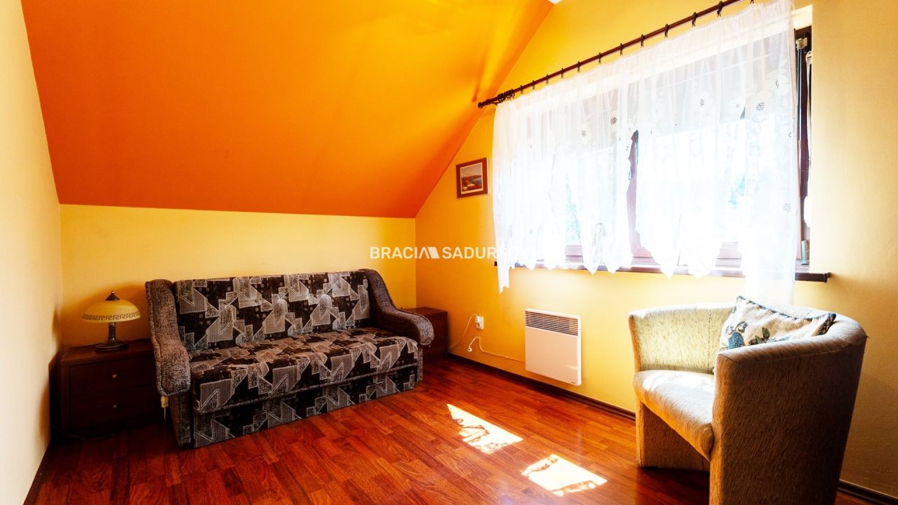 dom wolnostojący, 4 pokoje Brzeźnica. Zdjęcie 34