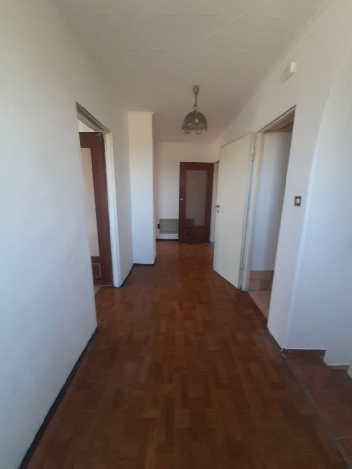 dom wolnostojący, 5 pokoi Wola Zabierzowska Flaga. Zdjęcie 3