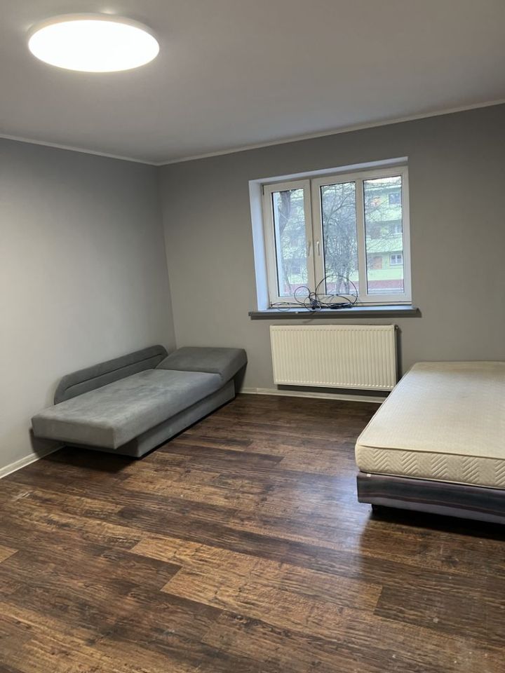 Mieszkanie 1-pokojowe Zabrze, ul. ks. Konstantego Damrota. Zdjęcie 1