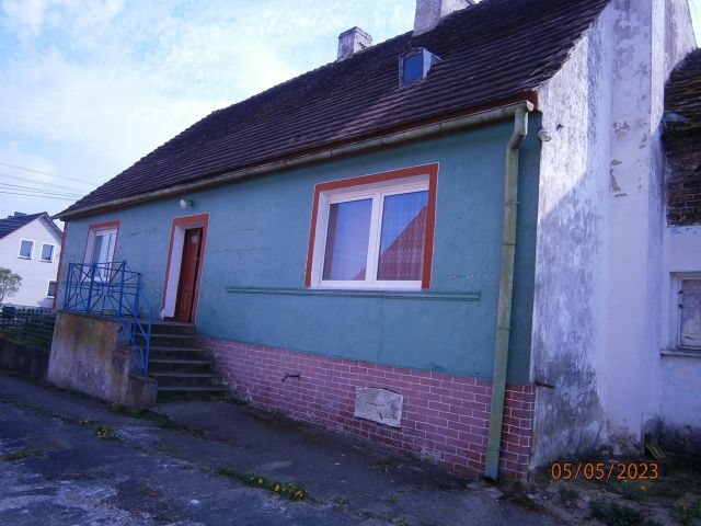 dom wolnostojący, 3 pokoje Szczawno, ul. Główna. Zdjęcie 1